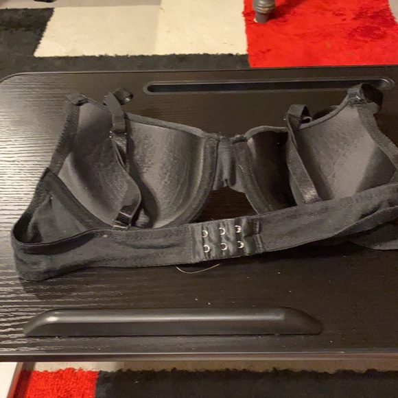 Light padded bra - Picture 2 of 3